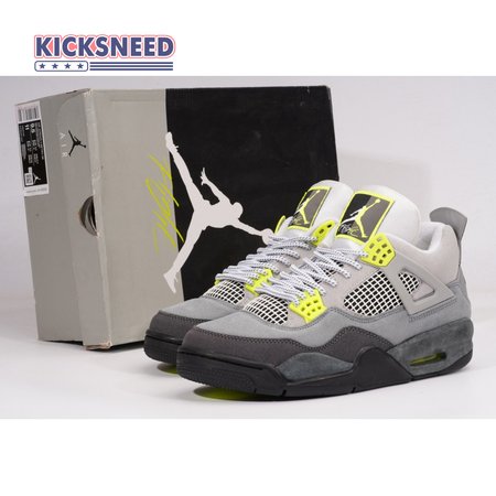 AJ 4 Retro SE "95 Neon" Size 40.5-46